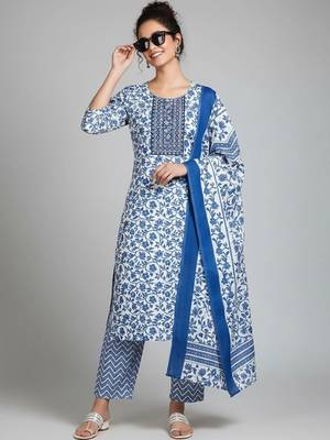 formal women printed kurta with trousers with dupatta 4