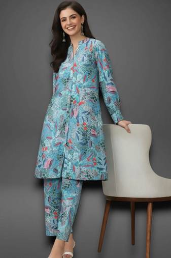 workwear women printed kurta with trousers