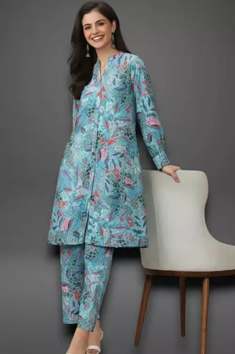 workwear women printed kurta with trousers
