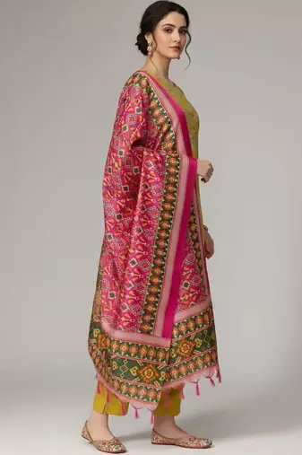 structured women embroidered kurta with trousers with dupatta