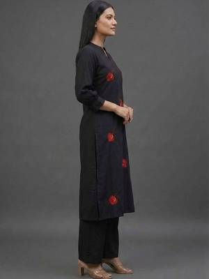 everyday workwear women embroidered kurta with palazzos 5
