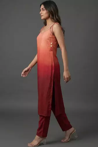 structured women dyed kurta with trousers