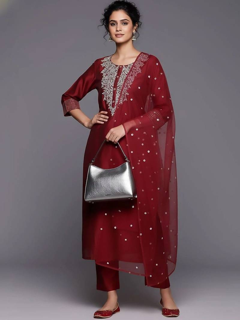 everyday workwear women embroidered kurta with trousers with dupatta