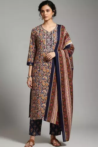 workwear women printed kurta with trousers with dupatta