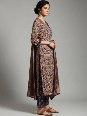 workwear women printed kurta with trousers with dupatta 4