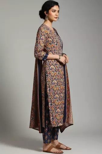 workwear women printed kurta with trousers with dupatta