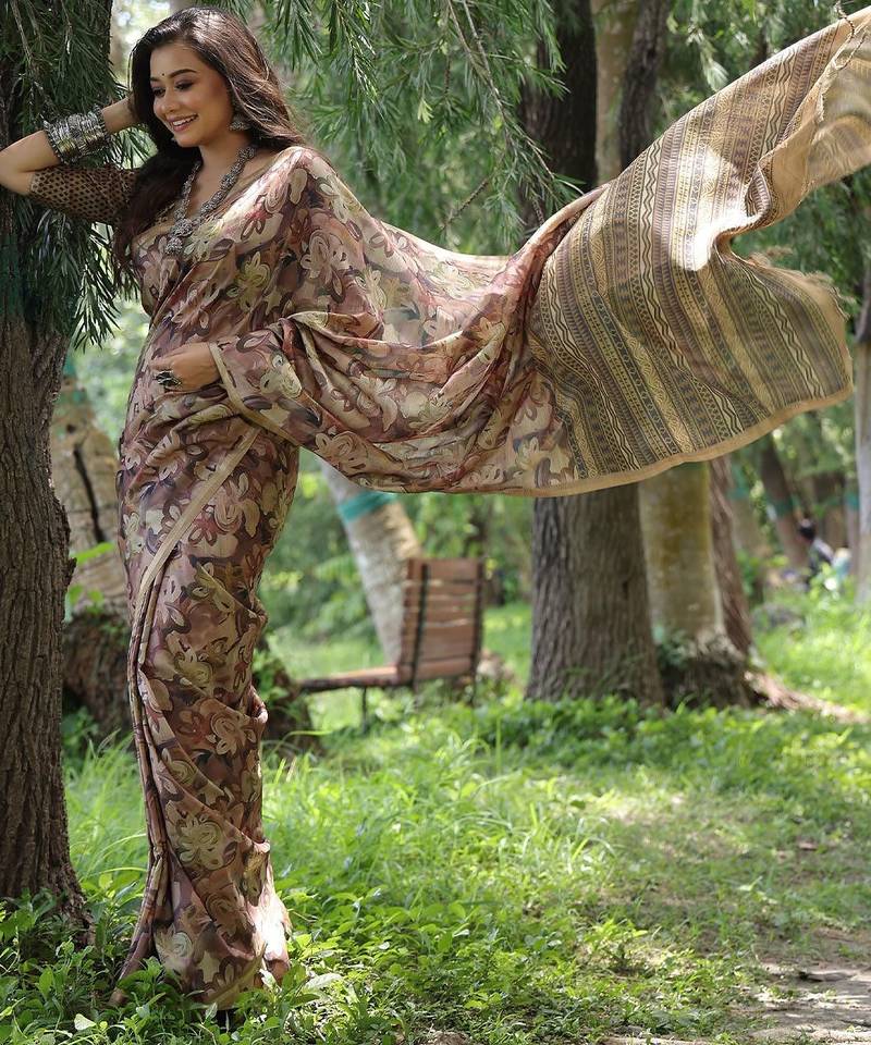Brown silk blend tussar saree