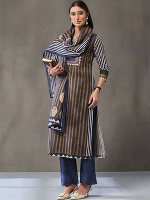 formal women printed kurta with palazzos with dupatta 1
