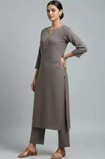 tailored women kurta with trousers