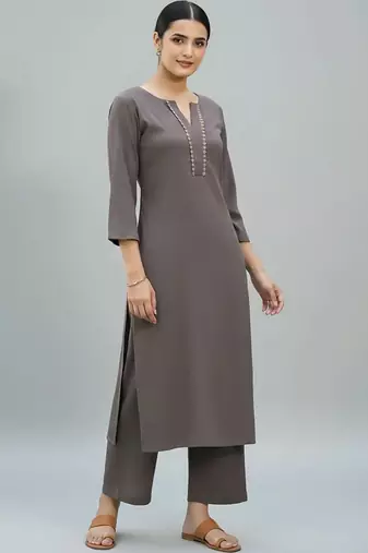 tailored women kurta with trousers