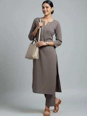 tailored women kurta with trousers 5