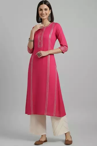 women striped regular cotton kurta with palazzos