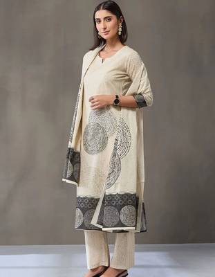 structured women printed kurta with trousers with dupatta 7
