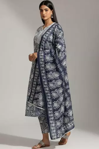 workwear women printed kurta with trousers with dupatta