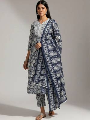 workwear women printed kurta with trousers with dupatta 5