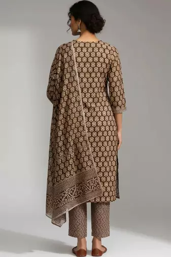 tailored women printed kurta with trousers with dupatta