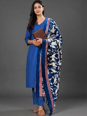 structured women kurta with trousers with dupatta 1