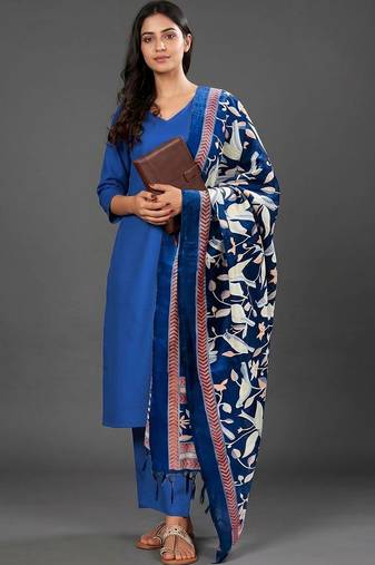 structured women kurta with trousers with dupatta