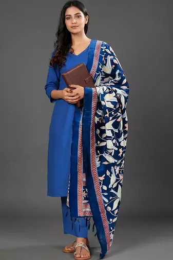 structured women kurta with trousers with dupatta
