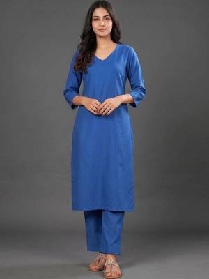 structured women kurta with trousers with dupatta 6
