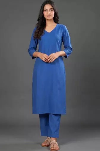 structured women kurta with trousers with dupatta