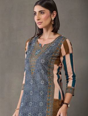 smart women printed kurta with trousers with dupatta 5