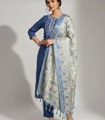 smart women embroidered kurta with trousers with dupatta