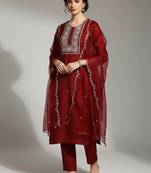 structured women embroidered kurta with trousers with dupatta