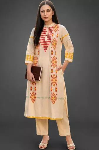 tailored women printed kurta with trousers