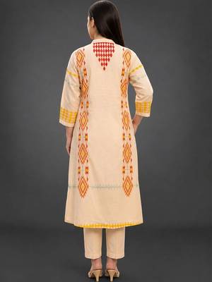 tailored women printed kurta with trousers 5