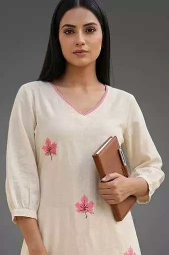 tailored women printed kurta with palazzos