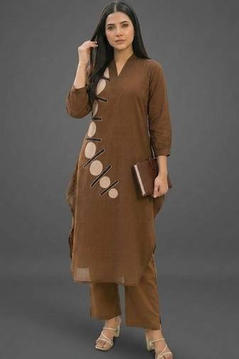 tailored women printed kurta with trousers