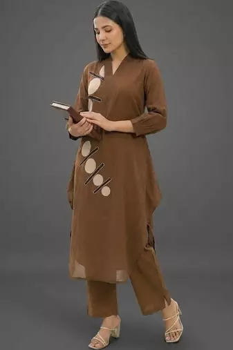 tailored women printed kurta with trousers