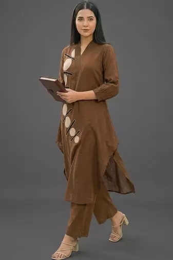 tailored women printed kurta with trousers