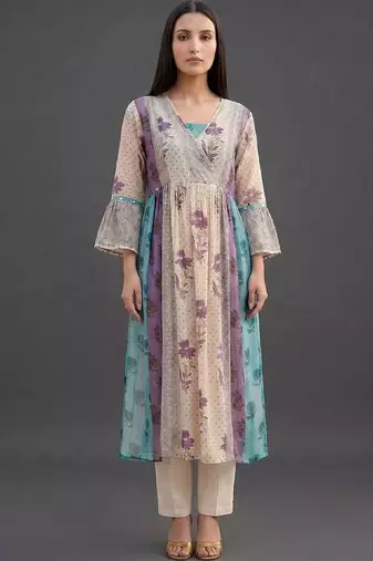 structured women printed kurta with trousers