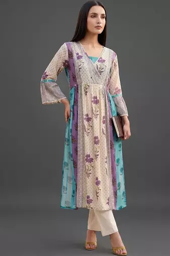 structured women printed kurta with trousers