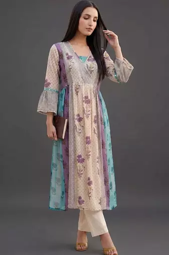 structured women printed kurta with trousers