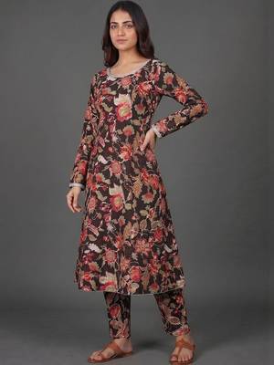 workwear women printed kurta with trousers with dupatta 5