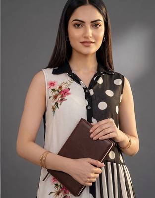 workwear women printed kurta with trousers 4
