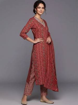 workwear women printed kurta with trousers with dupatta 6