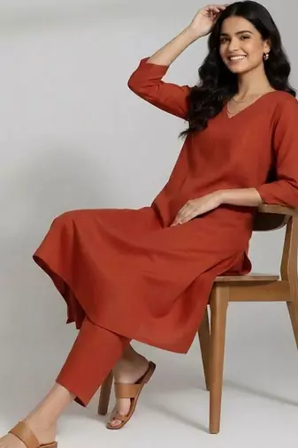 tailored women kurta with trousers