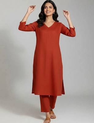 tailored women kurta with trousers 5