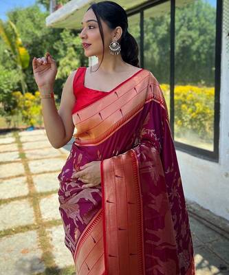 Magenta magenta ethnic motifs woven design zari paithani saree 3
