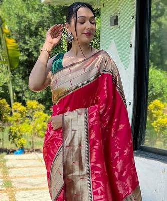 Pink woven design zari paithani saree 2