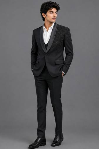 Black embroidered shawl lapel tuxedo set