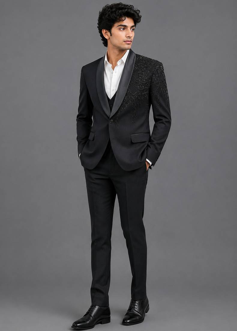 Black embroidered shawl lapel tuxedo set