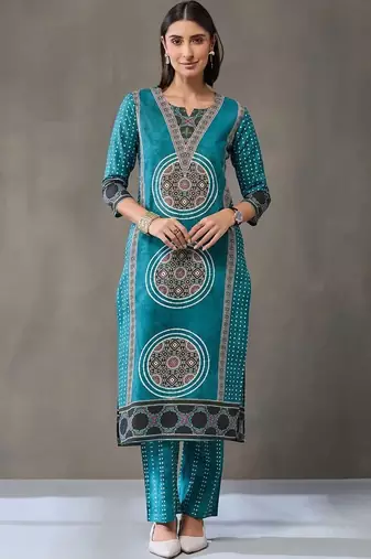structured women printed kurta with trousers with dupatta