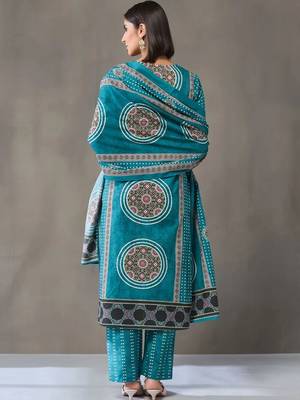 structured women printed kurta with trousers with dupatta 6