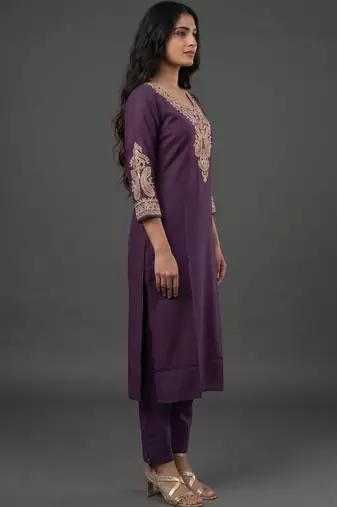tailored women embroidered kurta with trousers