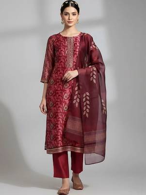 formal women printed kurta with trousers with dupatta 1